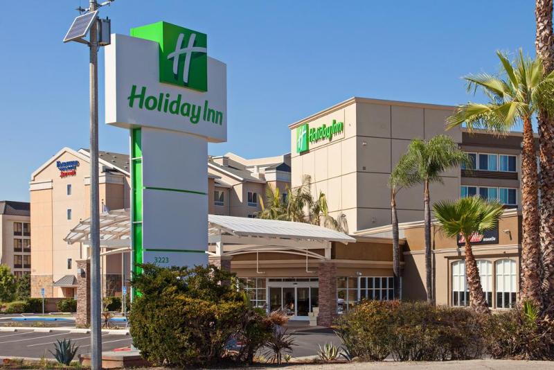 Holiday Inn West Covina, An Ihg Hotel Екстер'єр фото